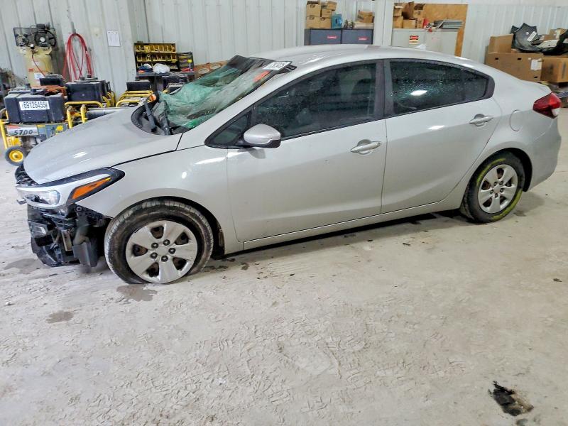 KIA FORTE LX 2018 with VIN 3KPFK4A71JE236463 - Photo from auction