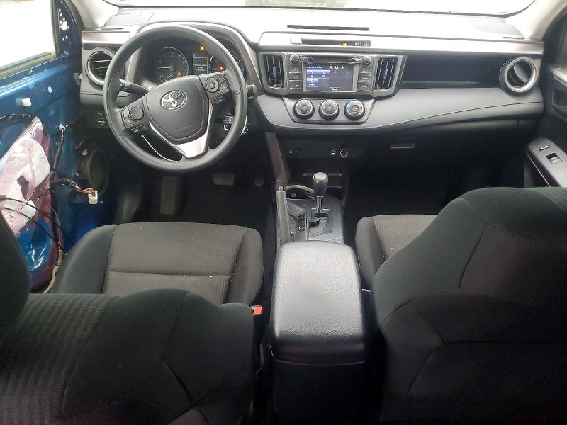 Photo 8 from auction – 2017 TOYOTA RAV4 LE with VIN JTMZFREV9HJ700541