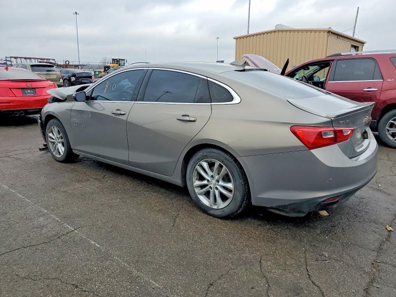 Photo 2 from auction – 2017 CHEVROLET MALIBU LT with VIN 1G1ZE5STXHF162135