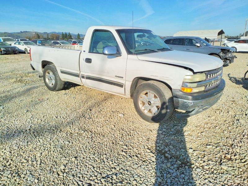 Photo 4 from auction – 1999 CHEVROLET SILVERADO with VIN 1GCEC14T6XE139408