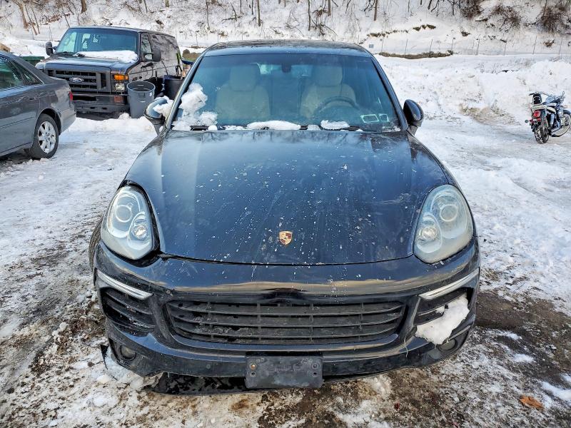 Photo 5 from auction – 2016 PORSCHE CAYENNE with VIN WP1AA2A25GKA09903