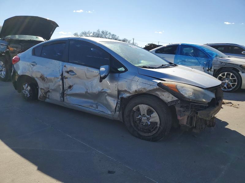 Photo 4 from auction – 2015 KIA FORTE LX with VIN KNAFK4A60F5401801