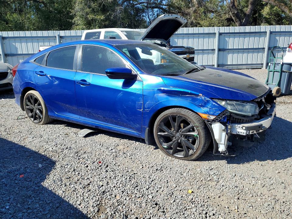Photo 4 from auction – 2019 HONDA CIVIC SPOR with VIN 19XFC2F81KE046120