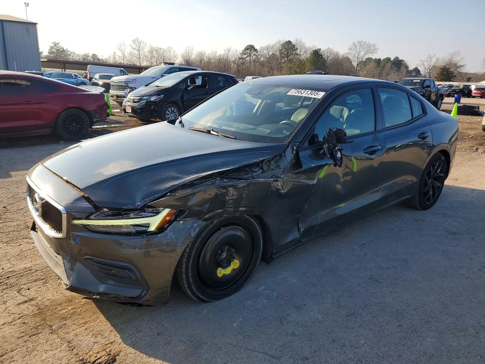 VOLVO S60 T6 MOM 2020 with VIN 7JRA22TK0LG043614 - Photo from auction