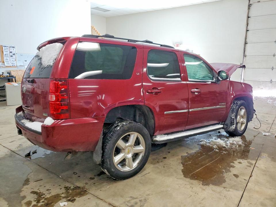 Photo 3 from auction – 2011 CHEVROLET TAHOE with VIN 1GNSKBE00BR247340