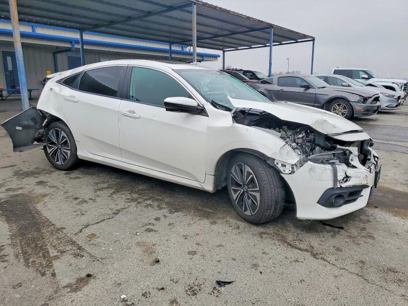 Photo 4 from auction – 2017 HONDA CIVIC EX with VIN 19XFC1F30HE213610