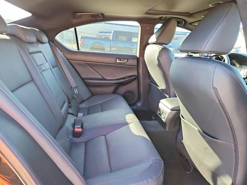 Photo 10 from auction – 2023 LEXUS IS 300 with VIN JTHDA1D23P5124775