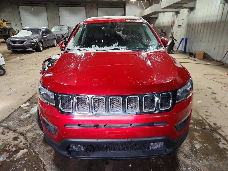 Photo 5 from auction – 2018 JEEP COMPASS with VIN 3C4NJCBB1JT425234