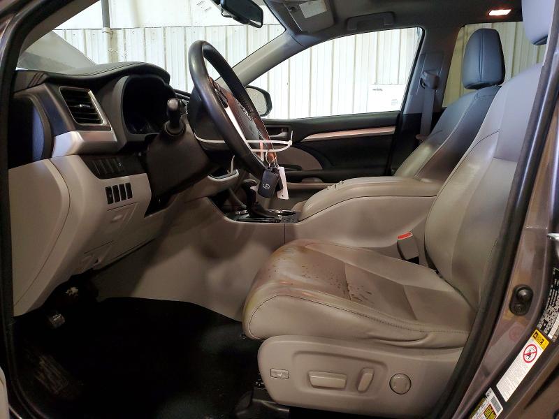 Foto 7 de la subasta – 2015 TOYOTA HIGHLANDER con VIN 5TDJKRFH1FS150642