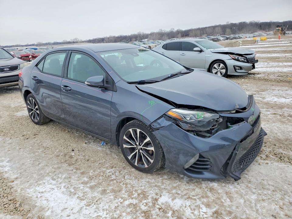 Photo 4 from auction – 2017 TOYOTA COROLLA with VIN 5YFBURHE8HP589236
