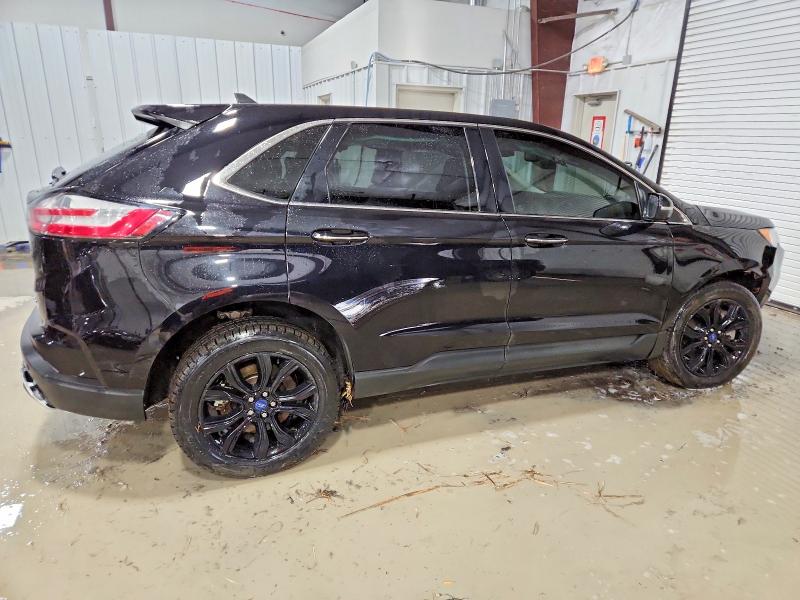 Photo 3 from auction – 2022 FORD EDGE TITAN with VIN 2FMPK4K92NBB05913