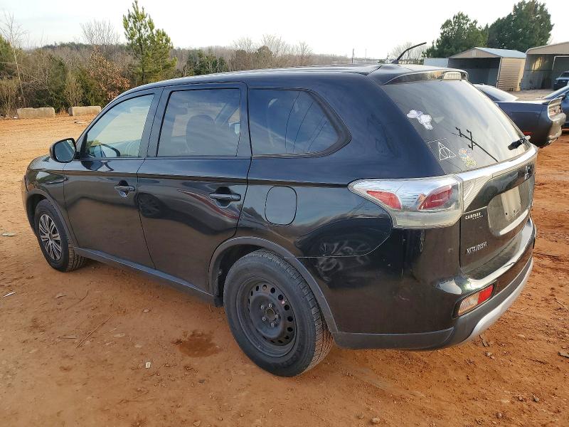 Photo 2 from auction – 2015 MITSUBISHI OUTLANDER with VIN JA4AD2A33FZ006421