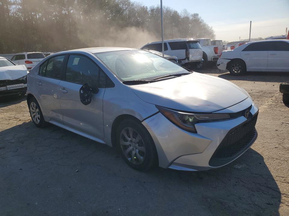Photo 4 from auction – 2022 TOYOTA COROLLA LE with VIN 5YFEPMAE1NP312733