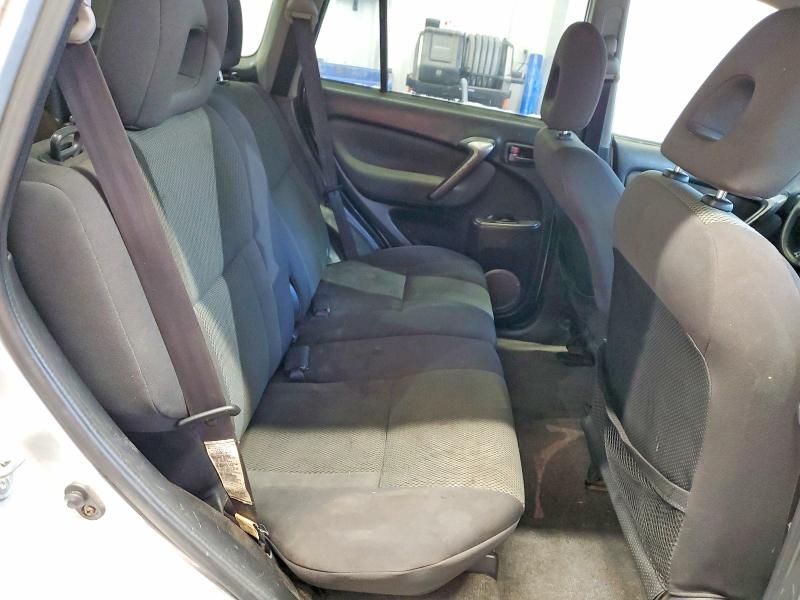 Photo 11 from auction – 2004 TOYOTA RAV4 with VIN JTEHD20VX40024287