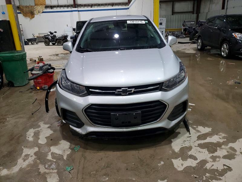 Photo 5 from auction – 2019 CHEVROLET TRAX with VIN 3GNCJKSB5KL375688