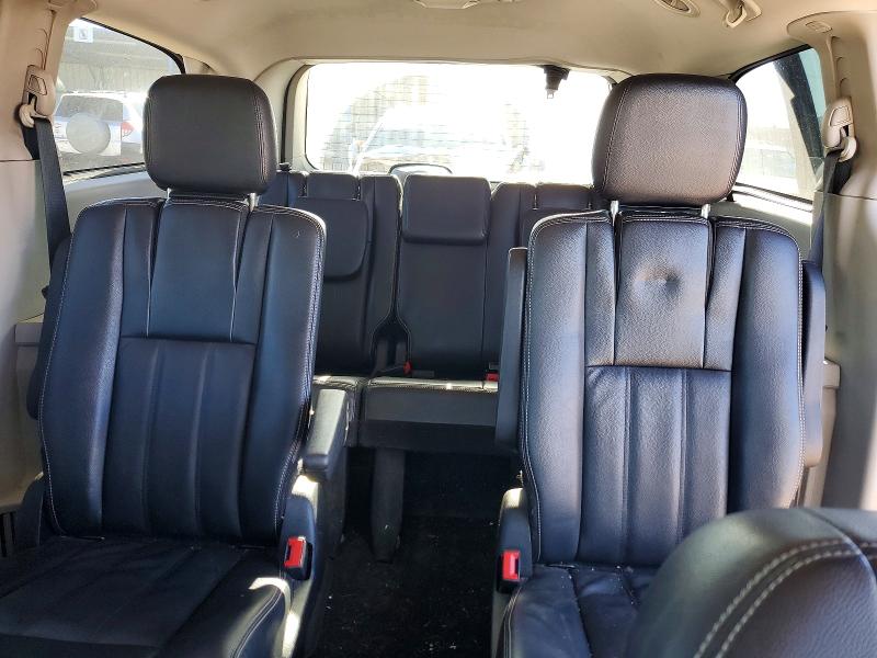 Photo 10 from auction – 2013 CHRYSLER TOWN & COU with VIN 2C4RC1BGXDR637813