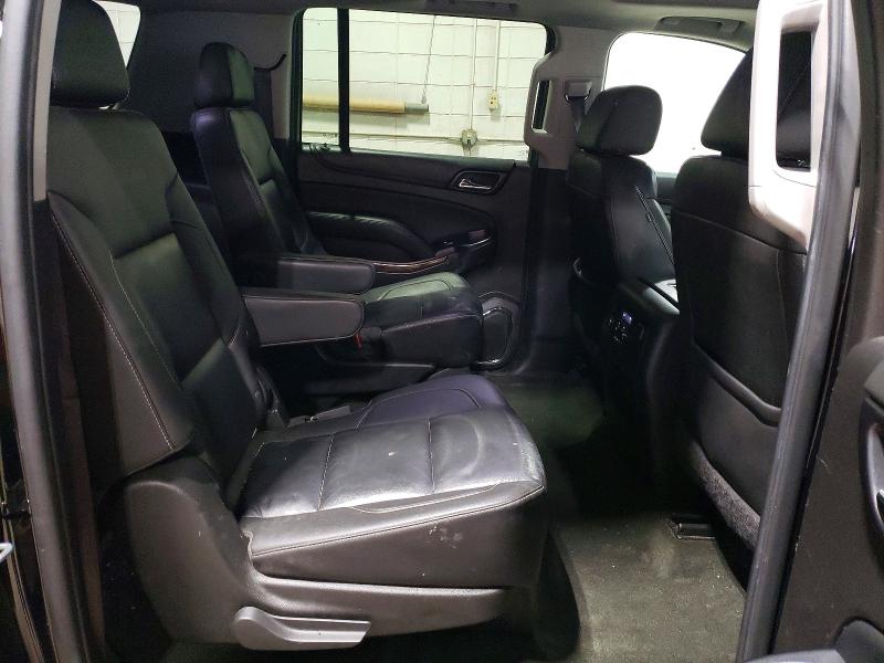 Photo 11 from auction – 2016 CHEVROLET SUBURBAN K with VIN 1GNSKHKC8GR152159