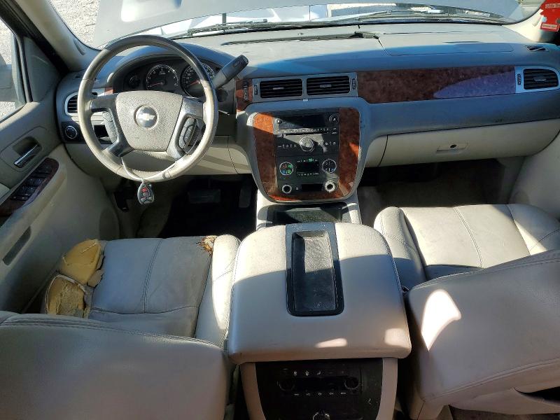 Photo 8 from auction – 2007 CHEVROLET SUBURBAN C with VIN 1GNFC16067R229102