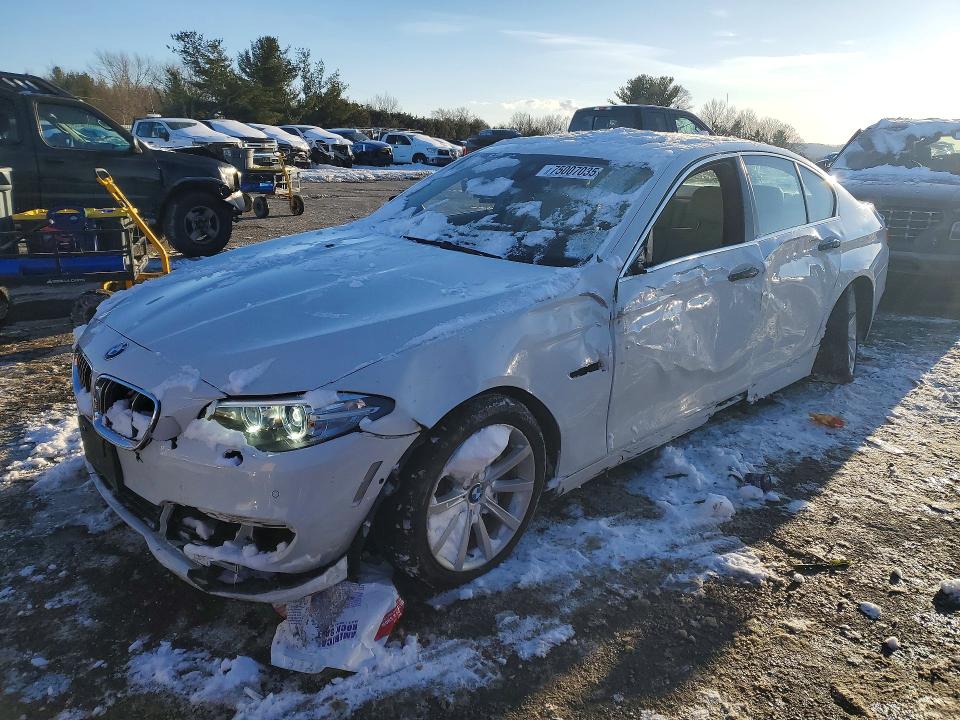 BMW 535 XI 2015 with VIN WBA5B3C58FD547783 - Photo from auction