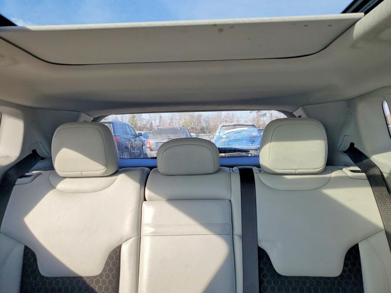 Photo 10 from auction – 2018 JEEP COMPASS with VIN 3C4NJCBB6JT494582