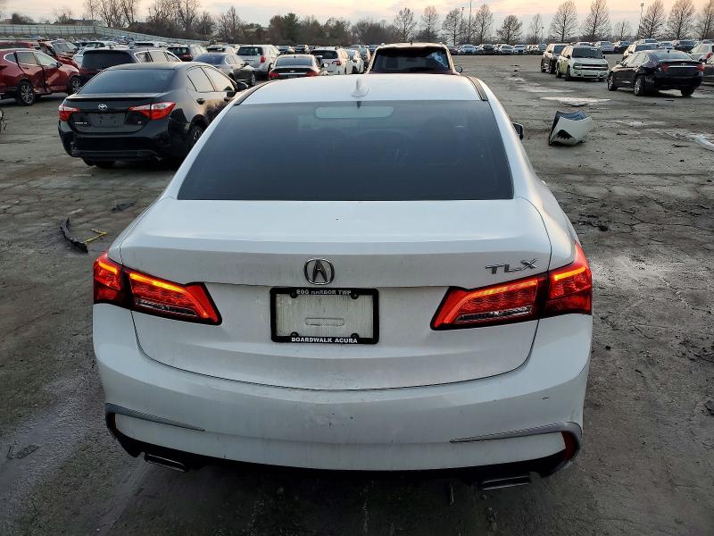 Photo 6 from auction – 2020 ACURA TLX with VIN 19UUB2F32LA004737