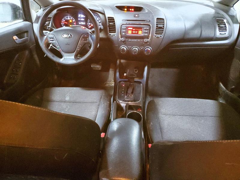 Photo 8 from auction – 2017 KIA FORTE LX with VIN 3KPFK4A76HE130830