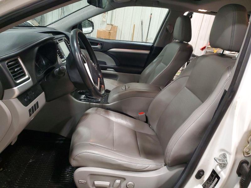 Photo 7 from auction – 2018 TOYOTA HIGHLANDER with VIN 5TDJZRFH1JS912811