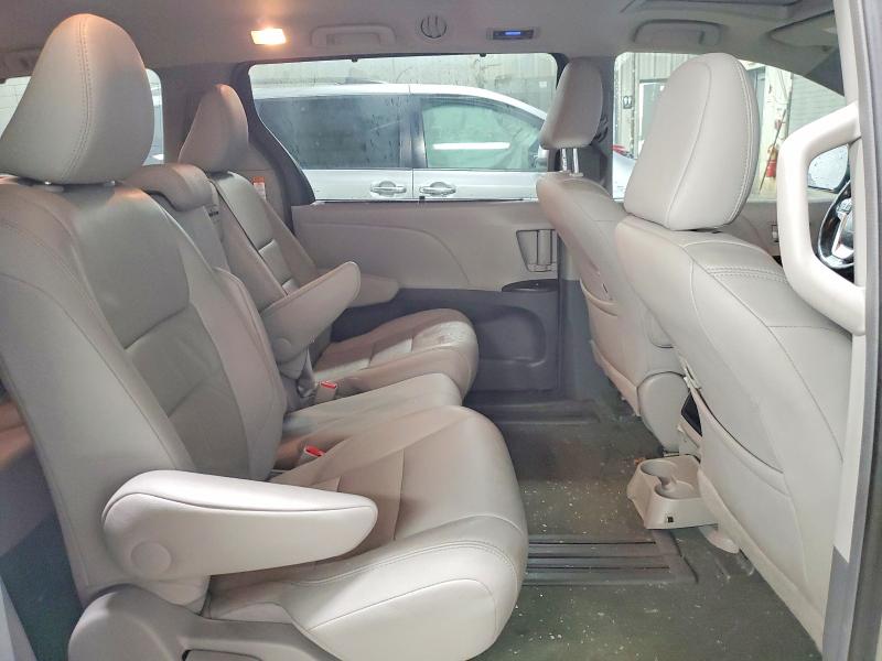 Photo 10 from auction – 2015 TOYOTA SIENNA with VIN 5TDYK3DCXFS553408