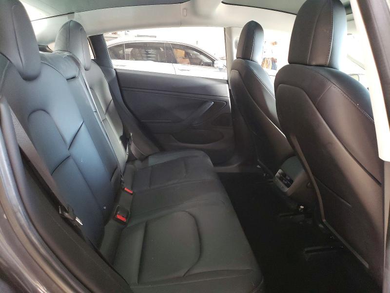 Photo 10 from auction – 2018 TESLA MODEL 3 with VIN 5YJ3E1EA6JF011545
