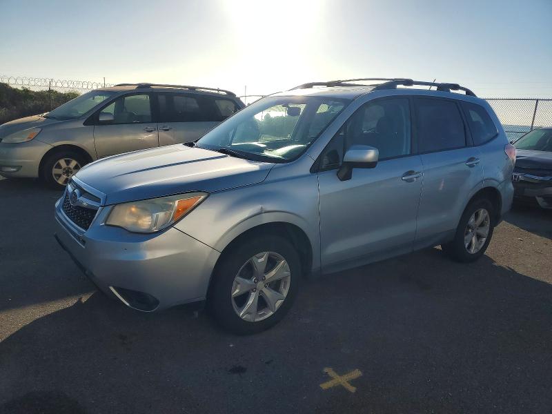 SUBARU FORESTER 2 2015 with VIN JF2SJADC5FH402737 - Photo from auction