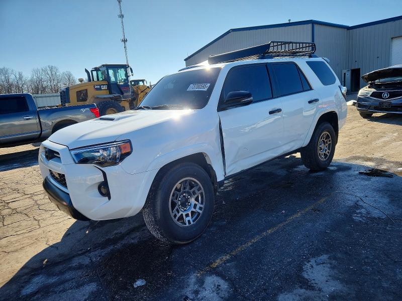 Photo 1 from auction – 2020 TOYOTA 4RUNNER SR with VIN JTEBU5JR2L5835222