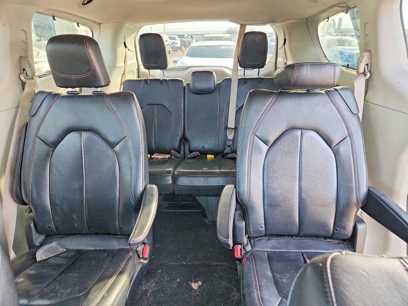 Photo 10 from auction – 2019 CHRYSLER PACIFICA T with VIN 2C4RC1BG1KR609167