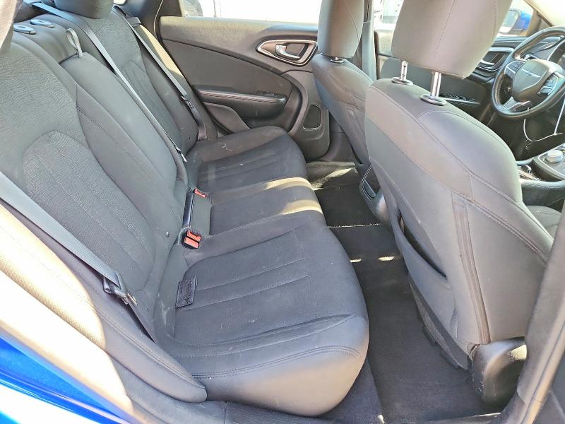 Photo 10 from auction – 2015 CHRYSLER 200 with VIN 1C3CCCAB0FN753694