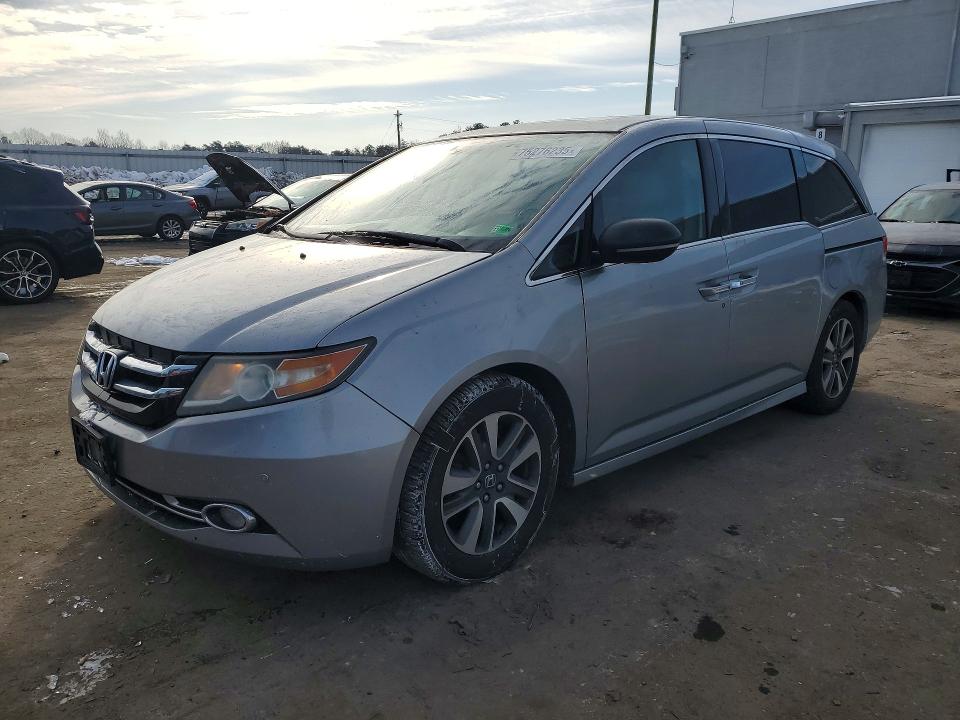 Photo 1 from auction – 2016 HONDA ODYSSEY with VIN 5FNRL5H99GB088797