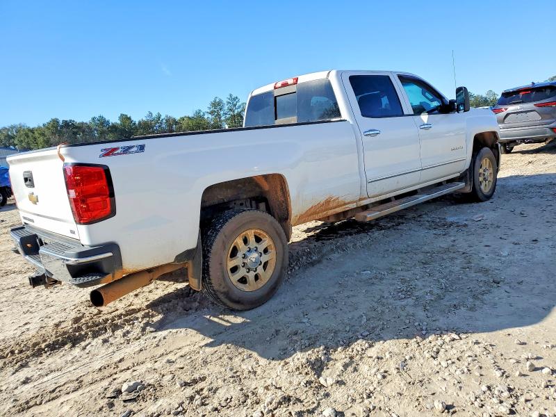 Photo 3 from auction – 2015 CHEVROLET SILVERADO with VIN 1GC4K0E81FF164048