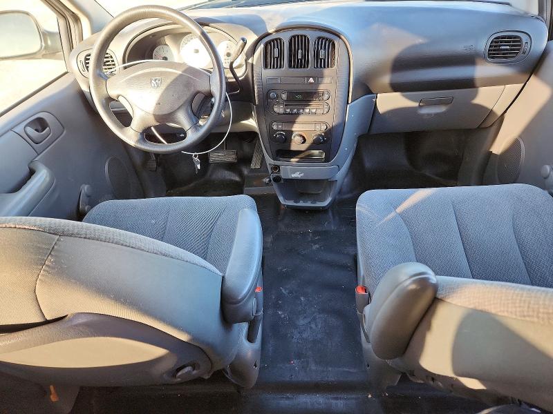 Photo 8 from auction – 2005 DODGE GRAND CARAVAN with VIN 1D4GP23E35B236380