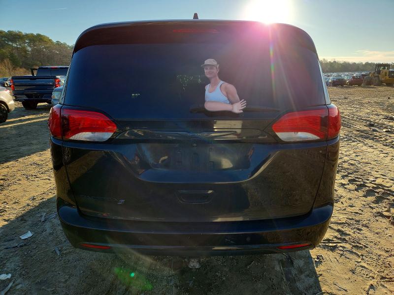 Photo 6 from auction – 2018 CHRYSLER PACIFICA T with VIN 2C4RC1BG0JR183101