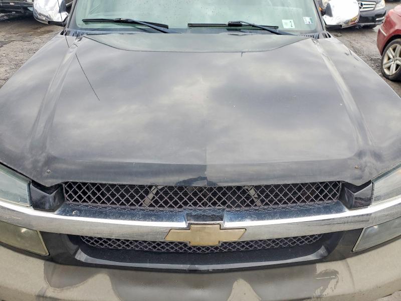 Photo 11 from auction – 2003 CHEVROLET AVALANCHE with VIN 3GNEK13T93G304835