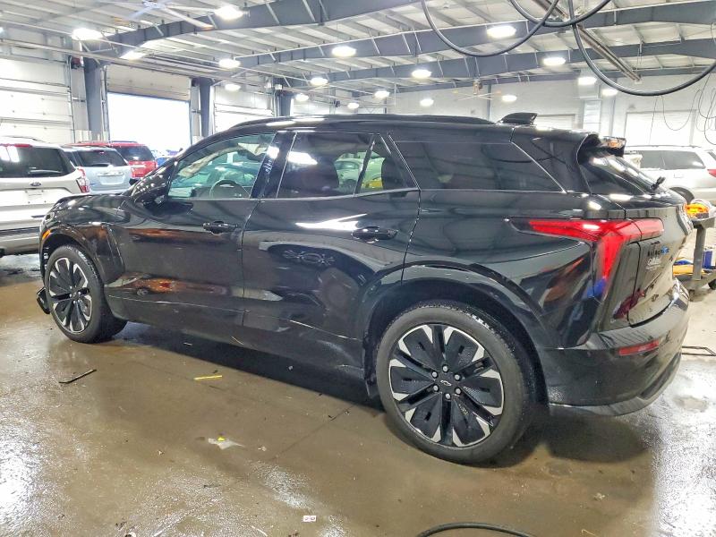 Photo 2 from auction – 2025 CHEVROLET BLAZER with VIN 3GNKD1RJ0SS188858