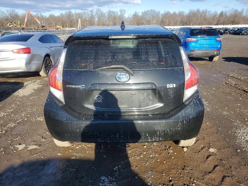 Photo 6 from auction – 2015 TOYOTA PRIUS C with VIN JTDKDTB38F1112263