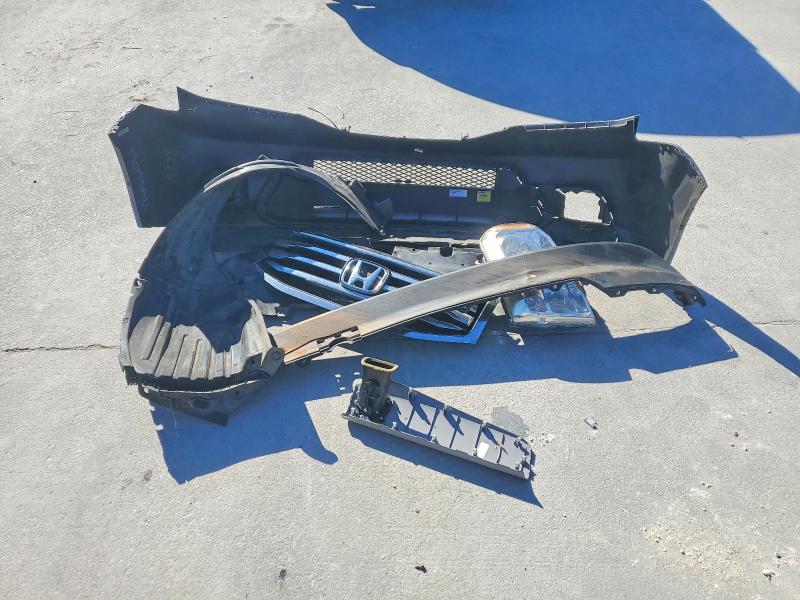 Photo 13 from auction – 2015 HONDA PILOT with VIN 5FNYF3H33FB034591