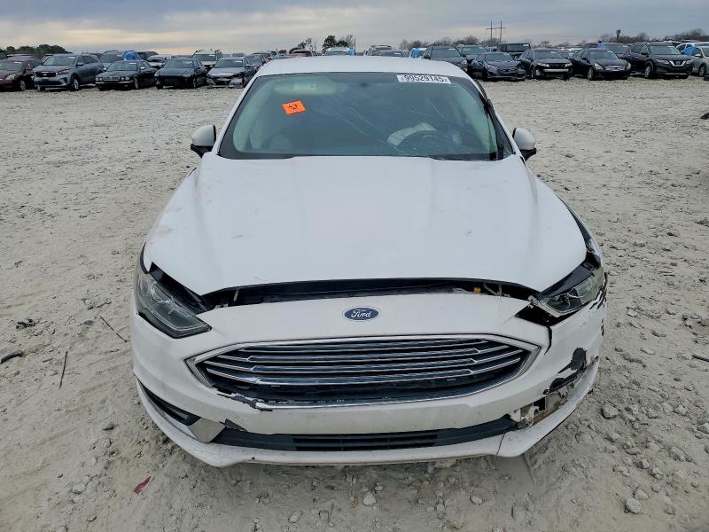 Photo 5 from auction – 2017 FORD FUSION S with VIN 3FA6P0G77HR215806
