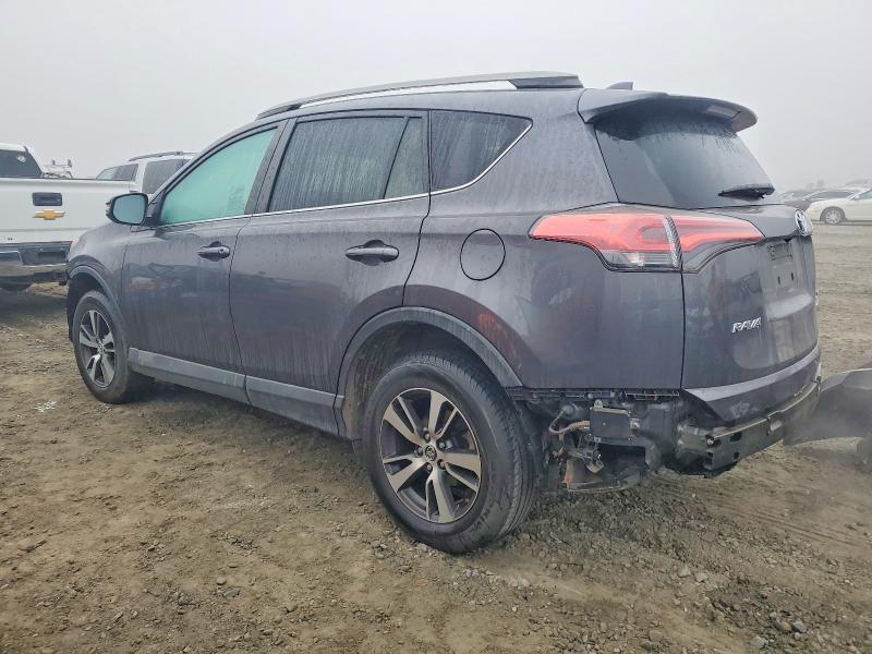 Photo 2 from auction – 2018 TOYOTA RAV4 ADVEN with VIN 2T3RFREV2JW792535