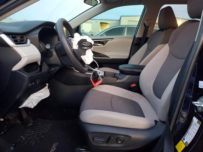 Photo 7 from auction – 2020 TOYOTA RAV4 XLE with VIN 2T3W1RFV3LW084457