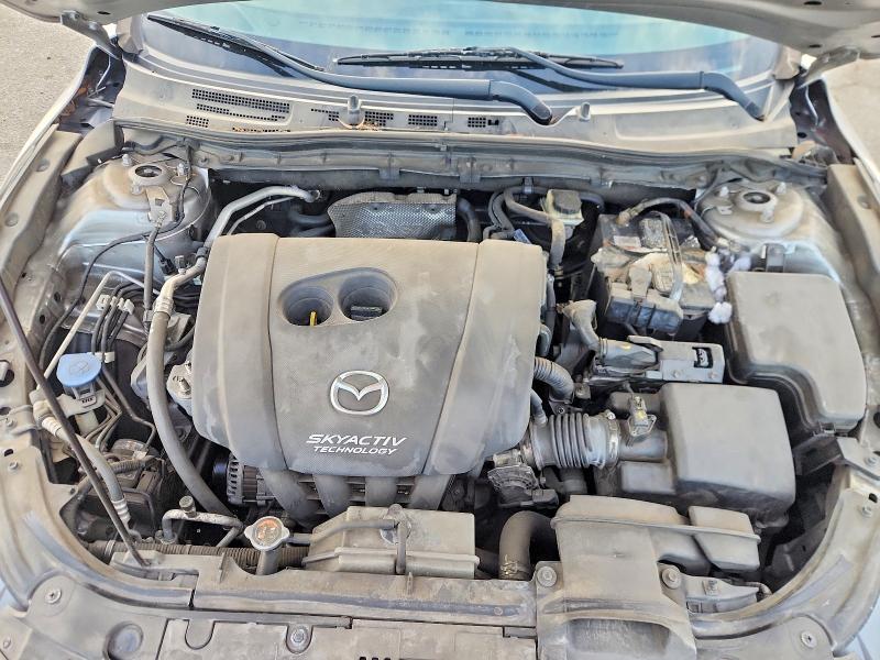 Photo 11 from auction – 2016 MAZDA 3 with VIN 3MZBM1U77GM293037