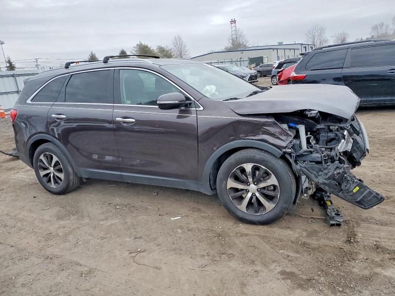Photo 4 from auction – 2016 KIA SORENTO EX with VIN 5XYPH4A53GG050131