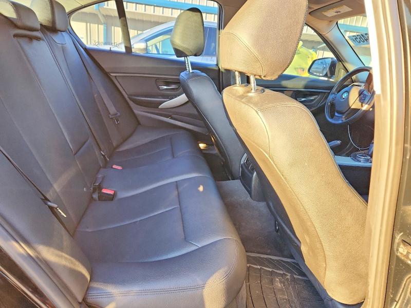 Photo 10 from auction – 2016 BMW 320 I with VIN WBA8E1G59GNT99142