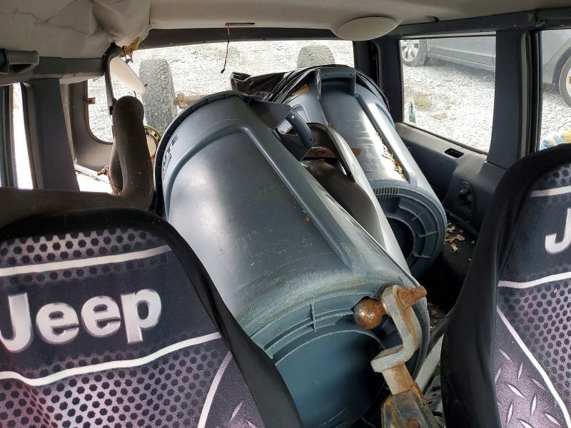 Photo 11 from auction – 2000 JEEP CHEROKEE S with VIN 1J4FF48S7YL184783