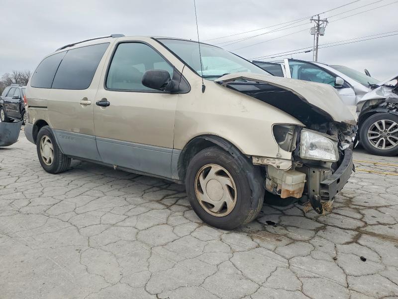 Photo 4 from auction – 2000 TOYOTA SIENNA LE with VIN 4T3ZF13C3YU262152