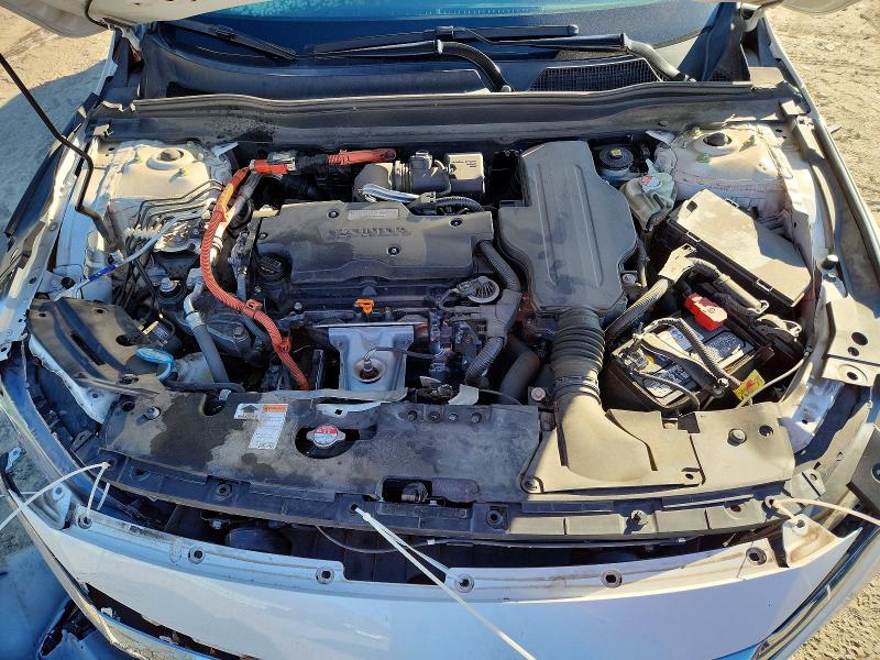 Photo 11 from auction – 2018 HONDA ACCORD HYB with VIN 1HGCV3F57JA005034